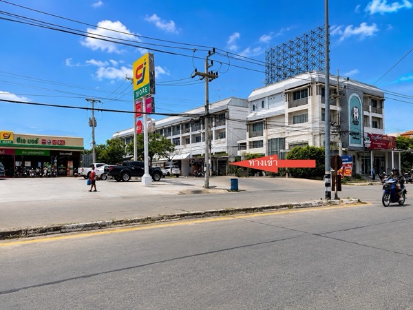 ขายด่วน ที่ดิน ข้าง ม.ราชมงคลฯ สามชุก 520 ตร.ว. จ.สุพรรณบุรี นักลงทุนต้องดู โทร. 0863414384
